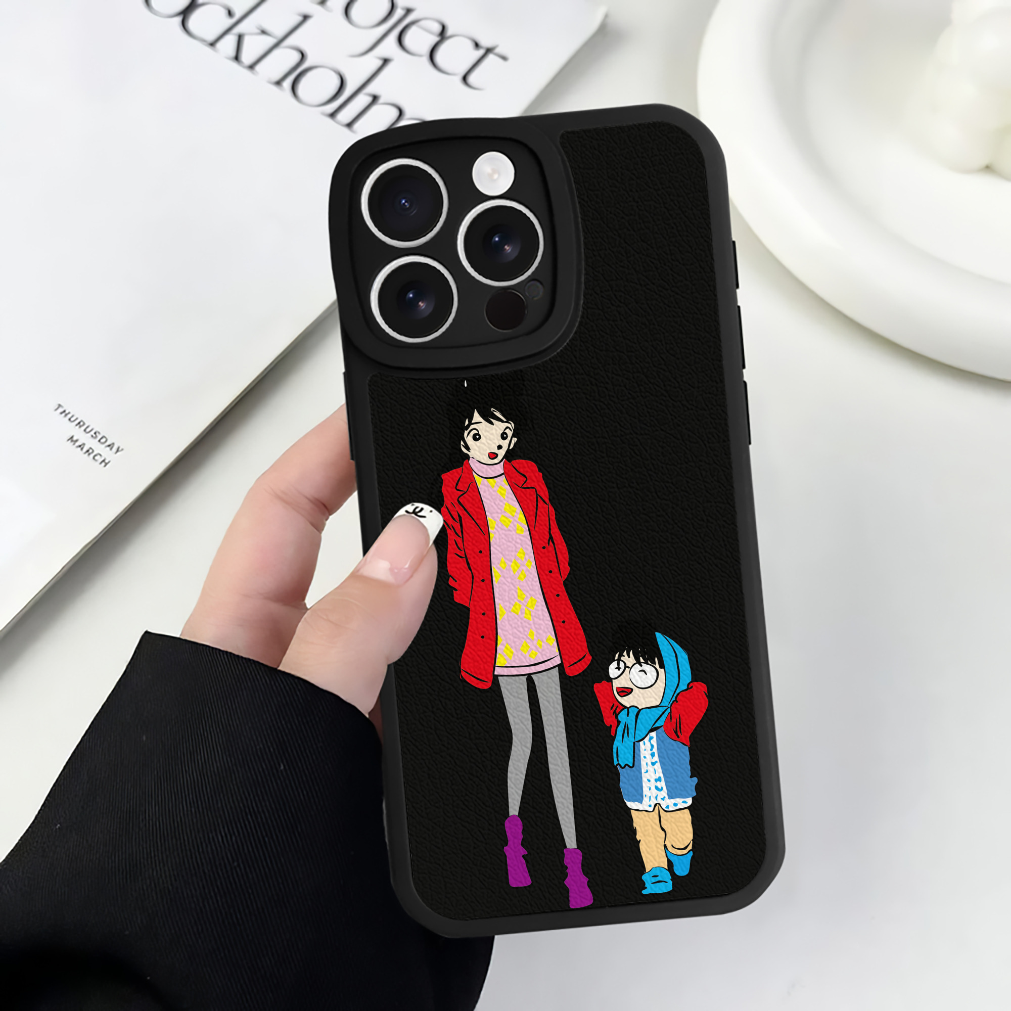 （画像用） 名探偵コナン 江戸川 コナン Detective Conan Conan Edogawa 【iPhone 16シリーズ対応】シリコンスマホケース（レザー調） 材質：シリコン